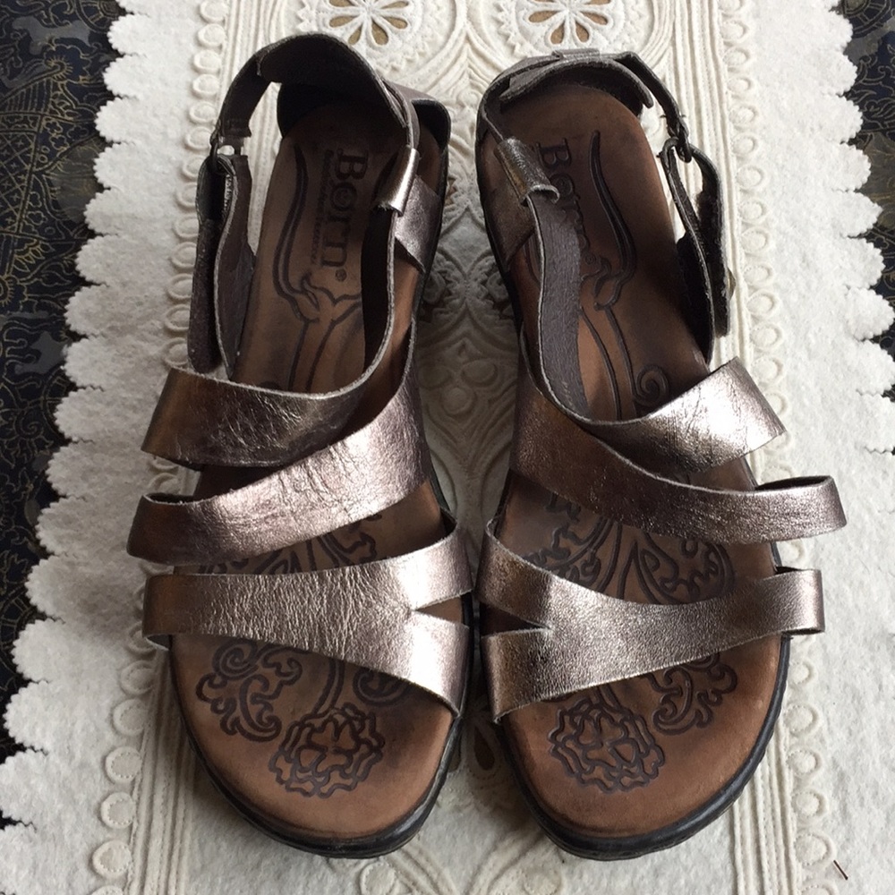 Born Metallic Sandals Size 9.5